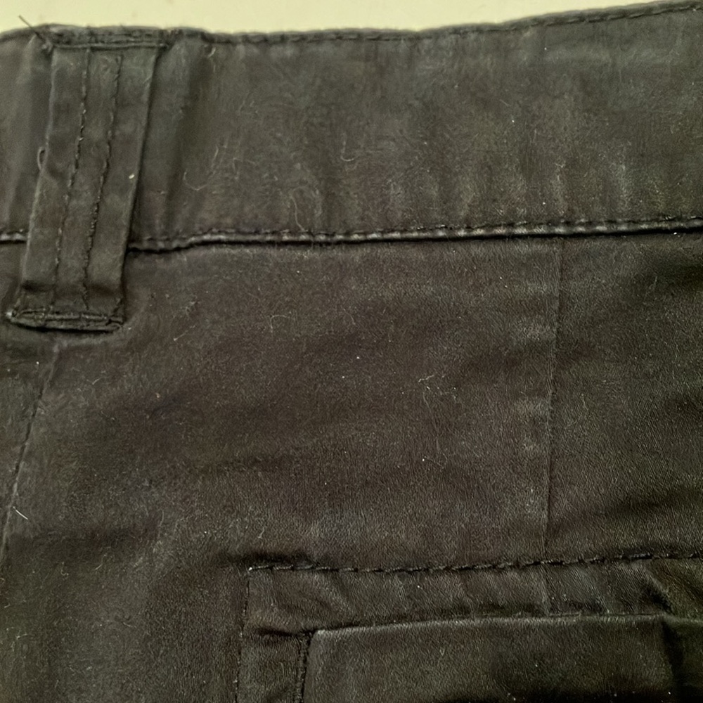 Preloved intro casual elegance Stretch shorts with 2 buttons on front pockets ❤️ - Picture 8 of 8